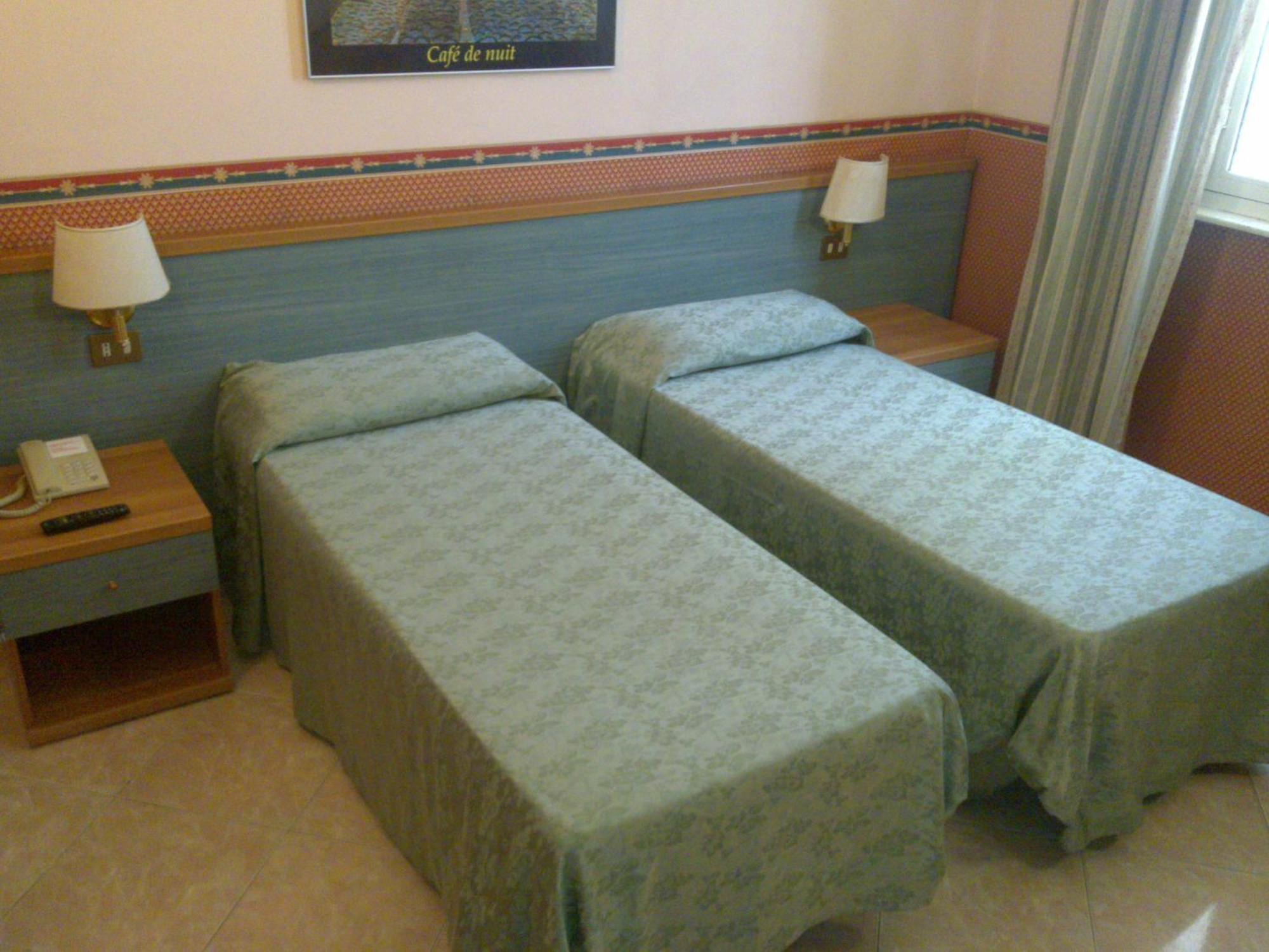 Hotel Lazzari — Foto 2